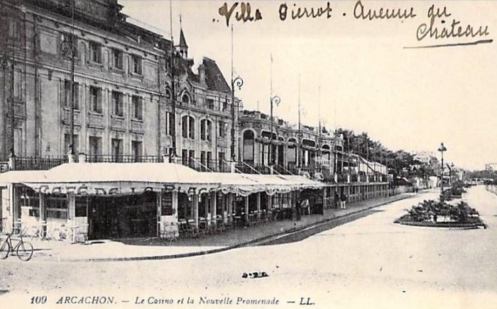 Caf de La Plage vers 1930