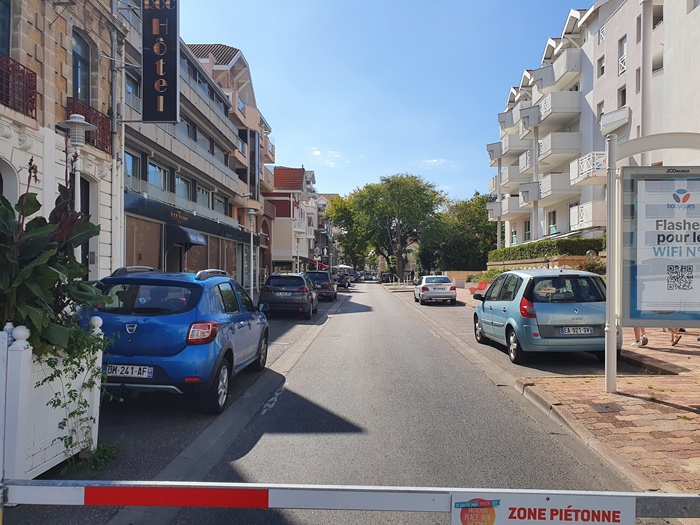 Boulevard de La Plage/ Roc Hôtel