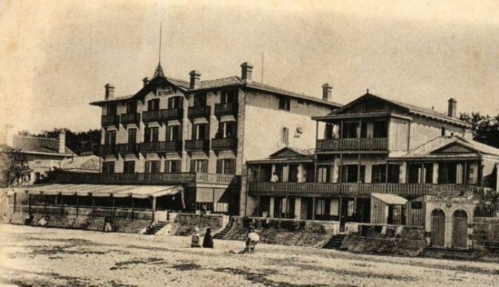 Hôtel de France + Victoria