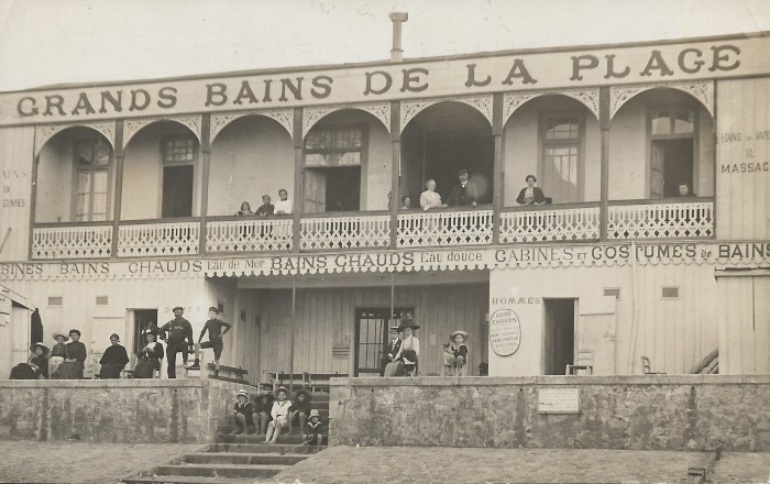 Les Grands Bains