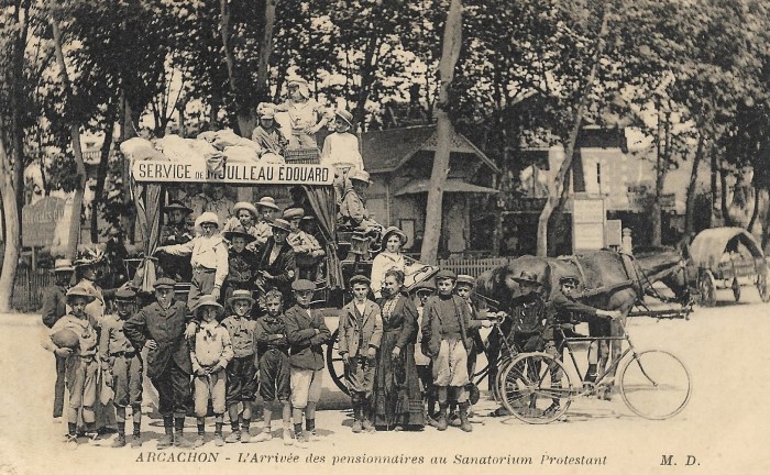 Arrive gare Sana Protestant