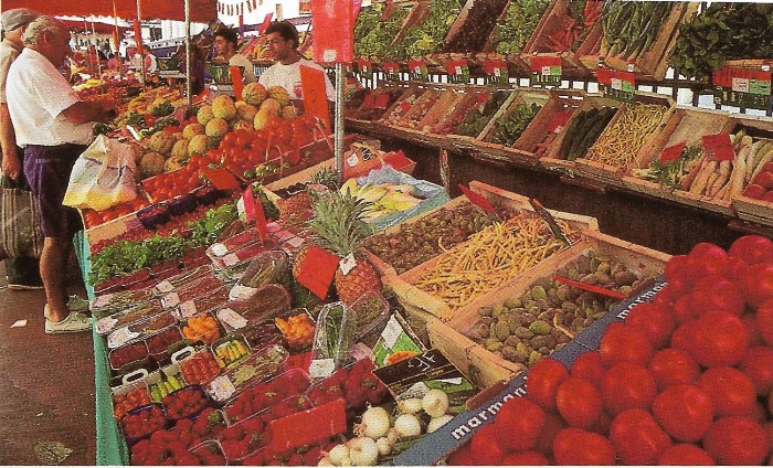 Marché vers 2000