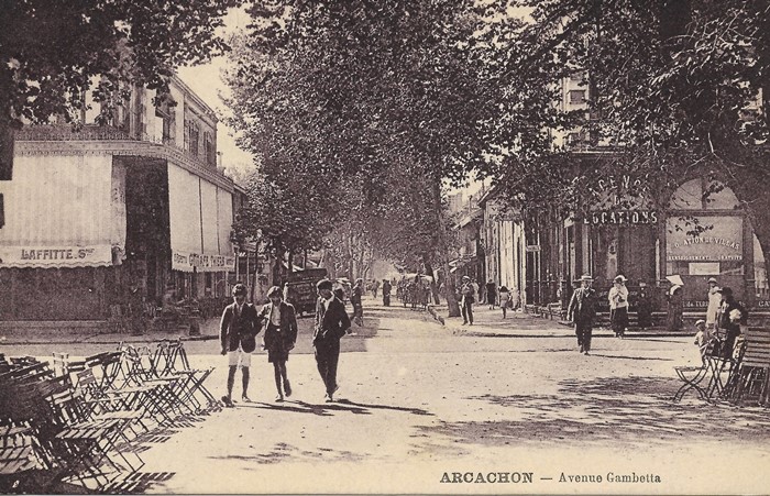 Avenue Gambetta de la place Thiers