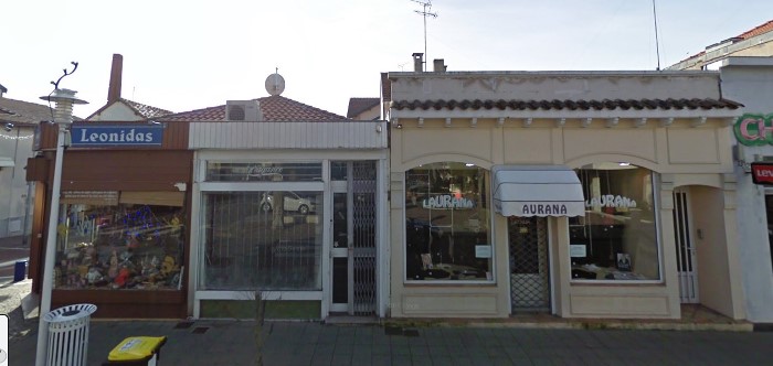 Bazar � 55 centimes Boulevard de la Plage