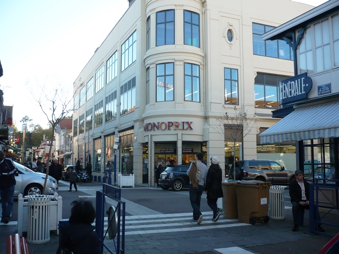 Monoprix 2010