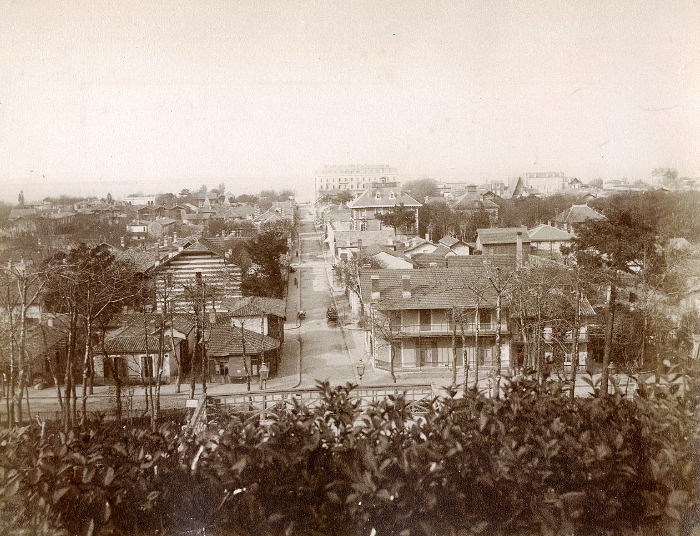 Rue du Casino Sud vers Nord