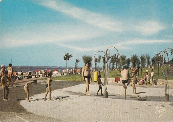 Plage Pereire douches