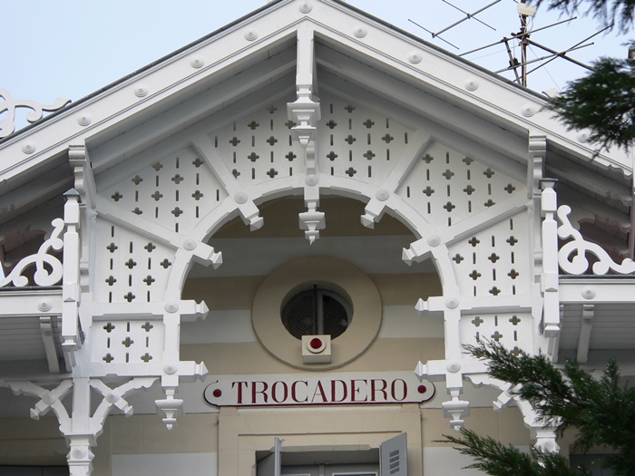 Détail Trocadero 2005