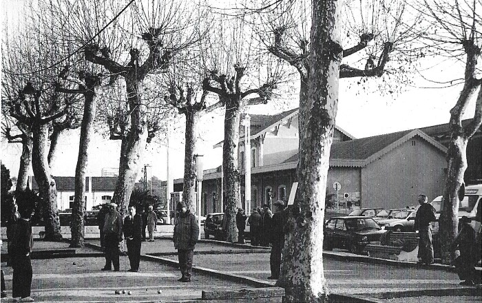 Les boulistes  la Gare